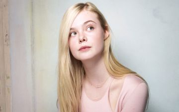 Elle Fanning wallpaper - Android / iPhone HD Wallpaper Background Download